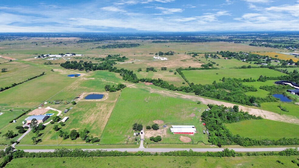 17725 Cochran Rd, Hempstead, TX à vendre - Photo du bâtiment - Image 2 de 6