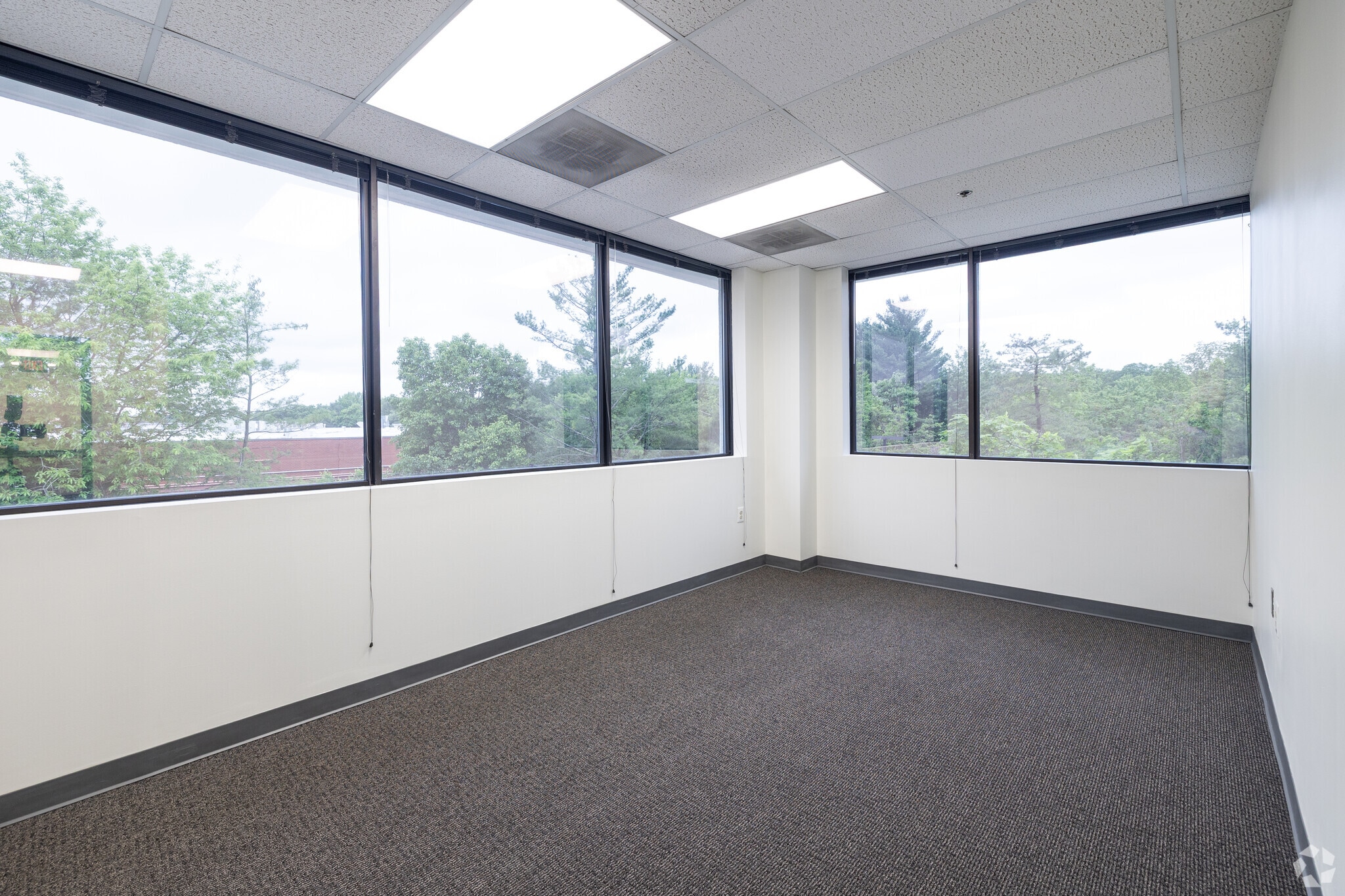 7426-7432 Alban Station Blvd, Springfield, VA for lease Interior Photo- Image 1 of 9