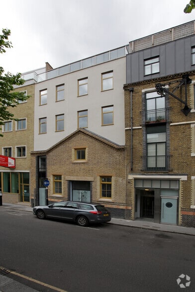92 Banner St, Londres à louer - Photo du bâtiment - Image 2 de 2
