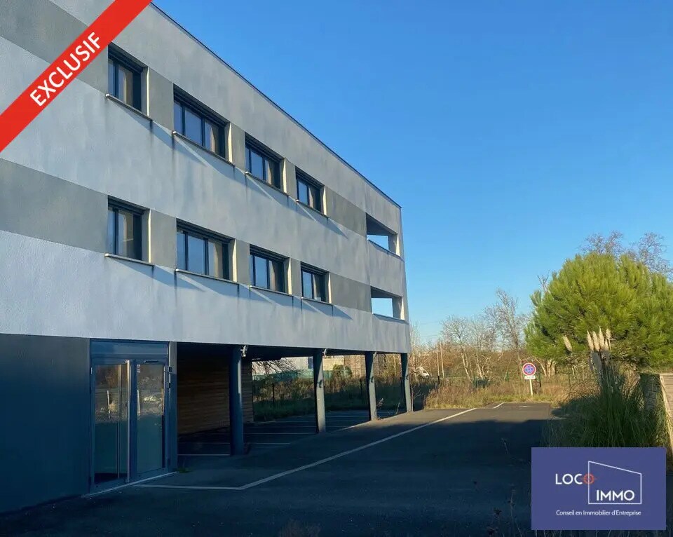Office in Mérignac for lease Building Photo- Image 1 of 9
