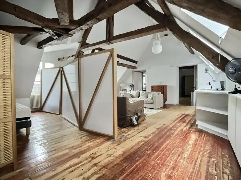 17 Quai Des Grands Augustins, Paris for lease - Interior Photo - Image 3 of 5