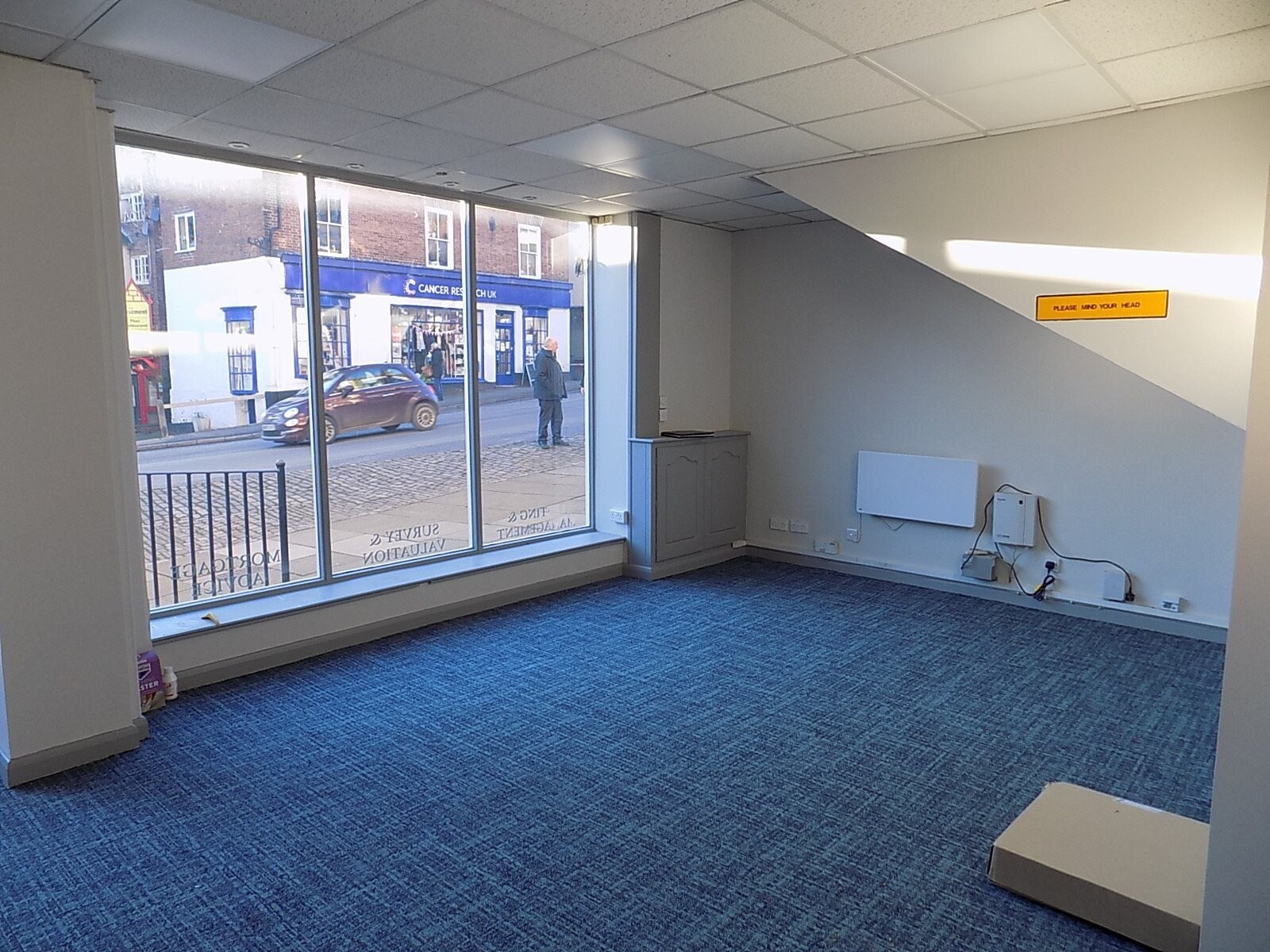 8 Market Pl, Ashbourne for lease Interior Photo- Image 1 of 2