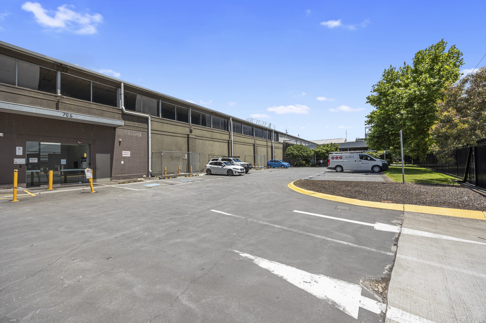 704-744 Lorimer St, Port Melbourne for lease Building Photo- Image 1 of 8