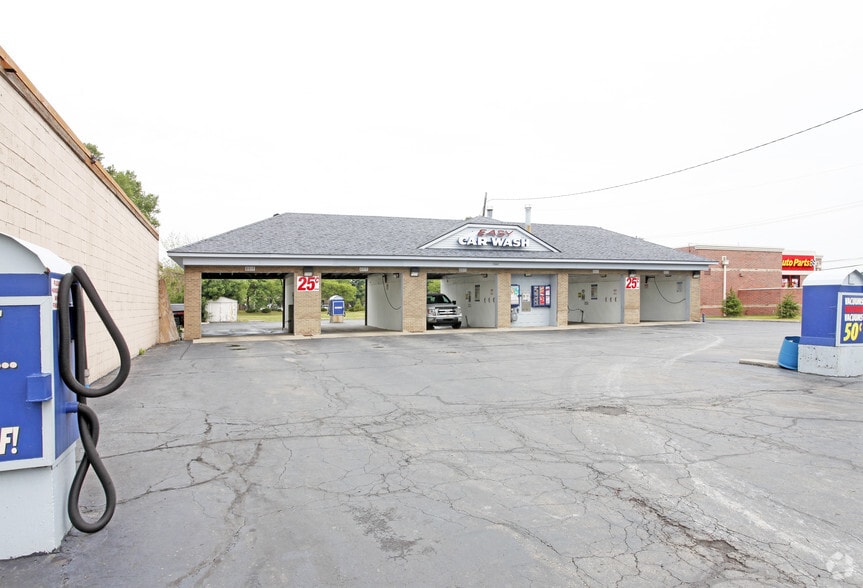 31062 Utica Rd, Fraser, MI for sale - Building Photo - Image 2 of 2