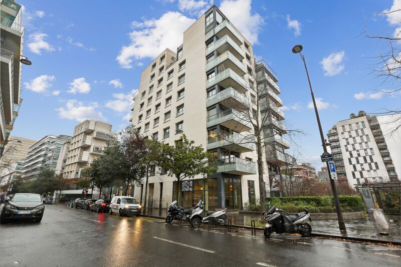 2 Rue Olivier Messiaen, Paris for sale - Building Photo - Image 2 of 12