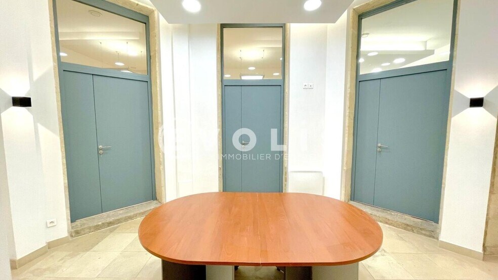 18 Rue Mably, Bordeaux for lease - Interior Photo - Image 3 of 5