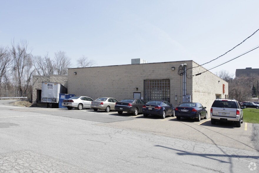 1020-1030 Alcon St, Pittsburgh, PA à louer - Photo du bâtiment - Image 2 de 8
