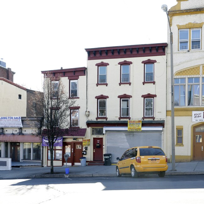 More details for 169 Broadway, Newburgh, NY - Retail for Lease