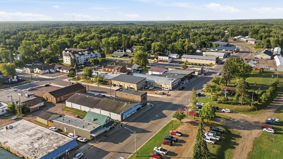 410 Main St, Sandstone, MN à vendre - Photo du bâtiment - Image 3 de 34