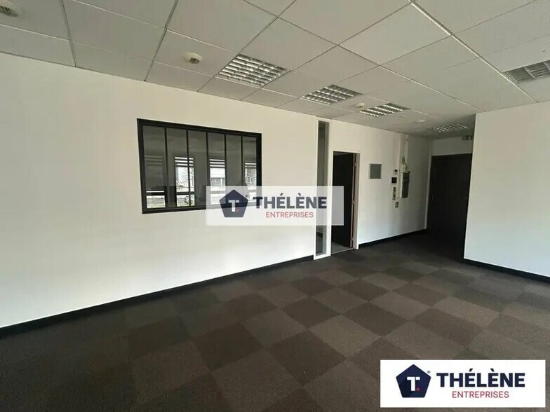 Office in Montpellier for lease - Interior Photo - Image 3 of 4