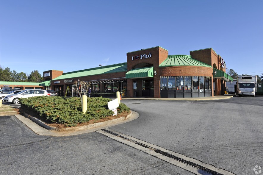4650 Jimmy Carter Blvd, Norcross, GA à louer - Photo du bâtiment - Image 3 de 7