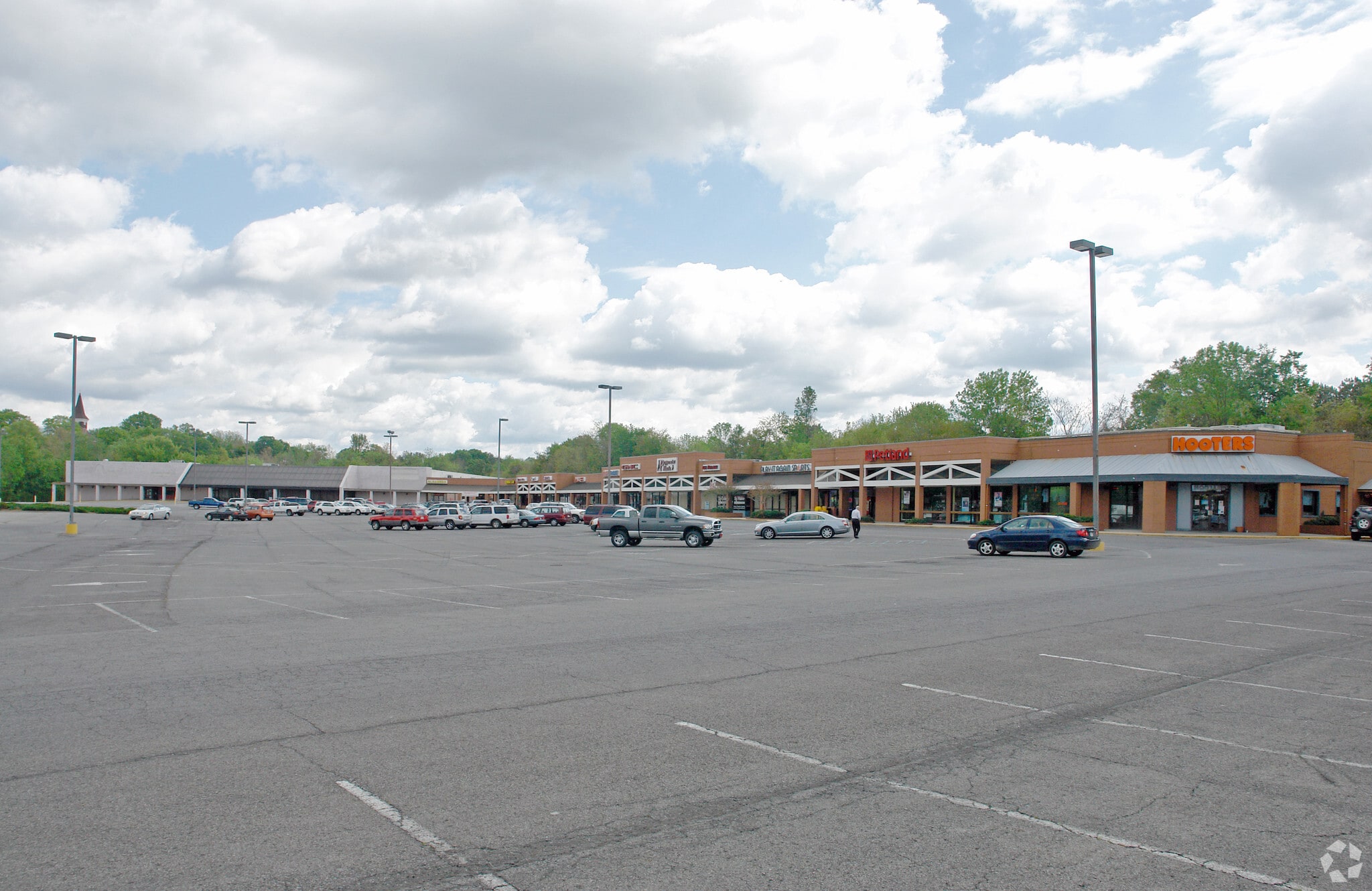 138 Hicks Dr, Rome, GA for lease Primary Photo- Image 1 of 5