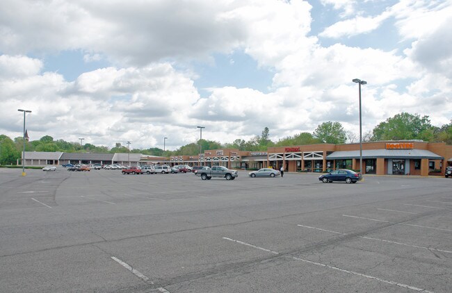 Plus de détails pour 104-194 Hicks Dr, Rome, GA - Commerce de détail à louer