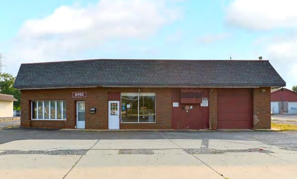 210 Levittown Pky, Levittown, PA for sale - Building Photo - Image 1 of 2