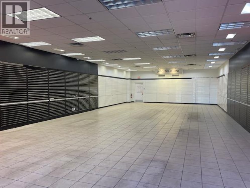 9129 Main St, Osoyoos, BC for lease Interior Photo- Image 1 of 3