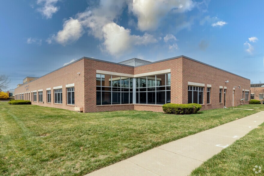 45195 Research Pl, Ashburn, VA à vendre - Photo du bâtiment - Image 1 de 8