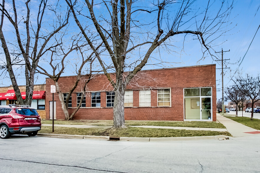 8101 Ridgeway Ave, Skokie, IL à vendre - Photo principale - Image 1 de 1