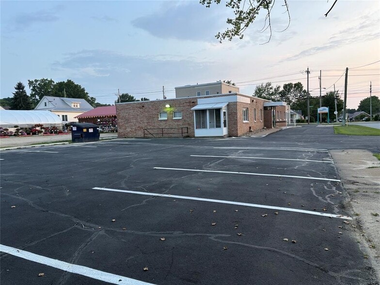 213 E 41st St, Erie, PA à vendre - Photo du bâtiment - Image 2 de 18