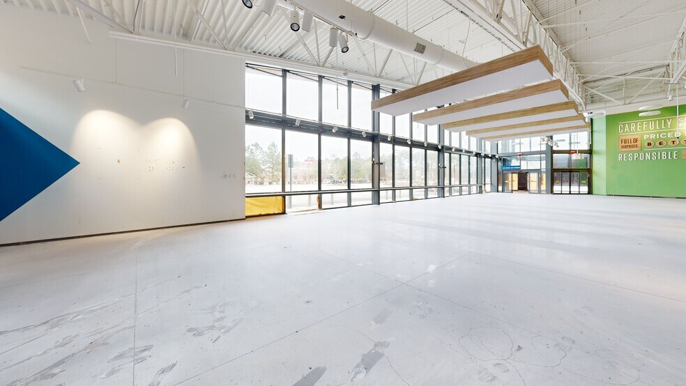 553 US-70 W, Havelock, NC à louer - Numérisation 3D de Matterport - Image 2 de 30