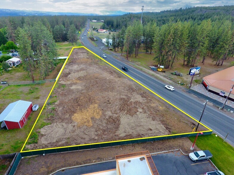 5912 Highway 291, Nine Mile Falls, WA à louer - Photo du bâtiment - Image 3 de 3