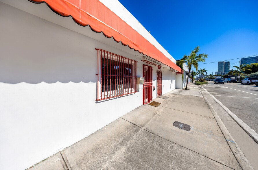 159 NW 36th St, Miami, FL à louer - Photo du bâtiment - Image 2 de 14
