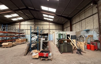 Gorton Cres, Manchester for lease Interior Photo- Image 1 of 3