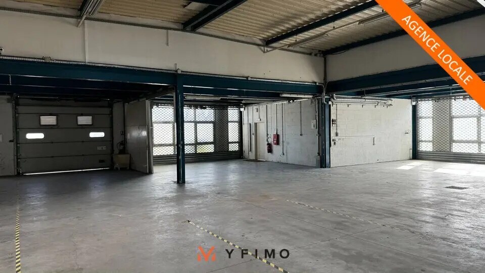 Industrial in Tremblay-en-France for lease - Interior Photo - Image 3 of 7
