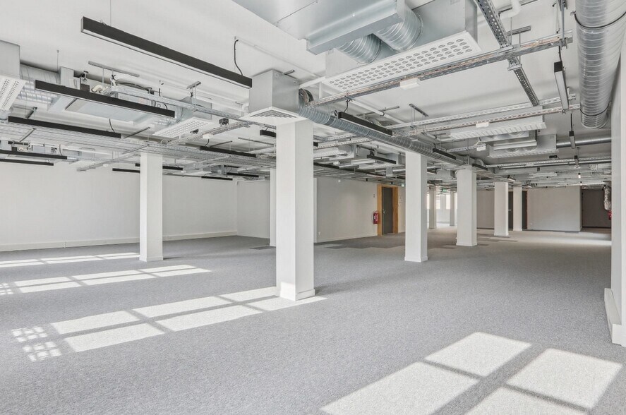 27 Rue Lucien Sampaix, Paris à louer - Photo du bâtiment - Image 3 de 14
