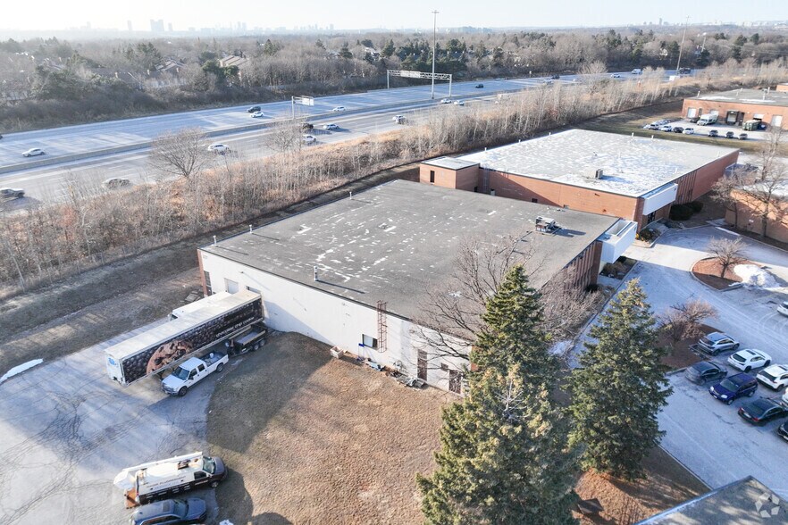227 Idema Rd, Markham, ON for lease - Building Photo - Image 2 of 10