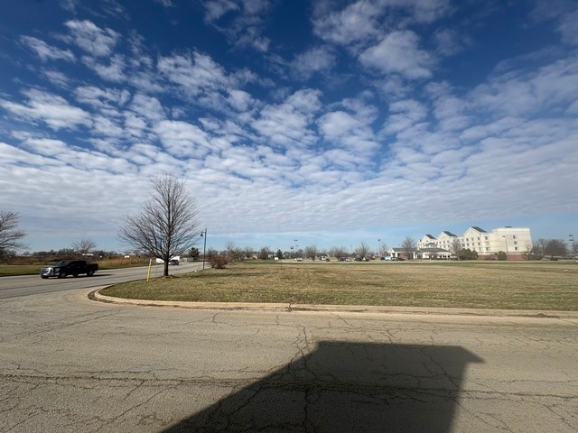 475 Riverstone Pkwy, Kankakee, IL for sale - Building Photo - Image 2 of 3