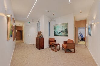 43 Avenue Hoche, Paris for lease Interior Photo- Image 2 of 18