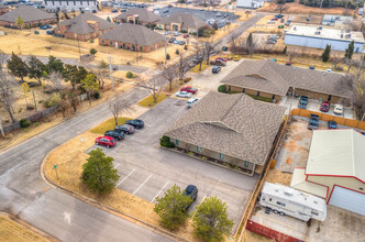 6909 N Robinson Ave, Oklahoma City, OK - Aérien  Vue de la carte - Image1