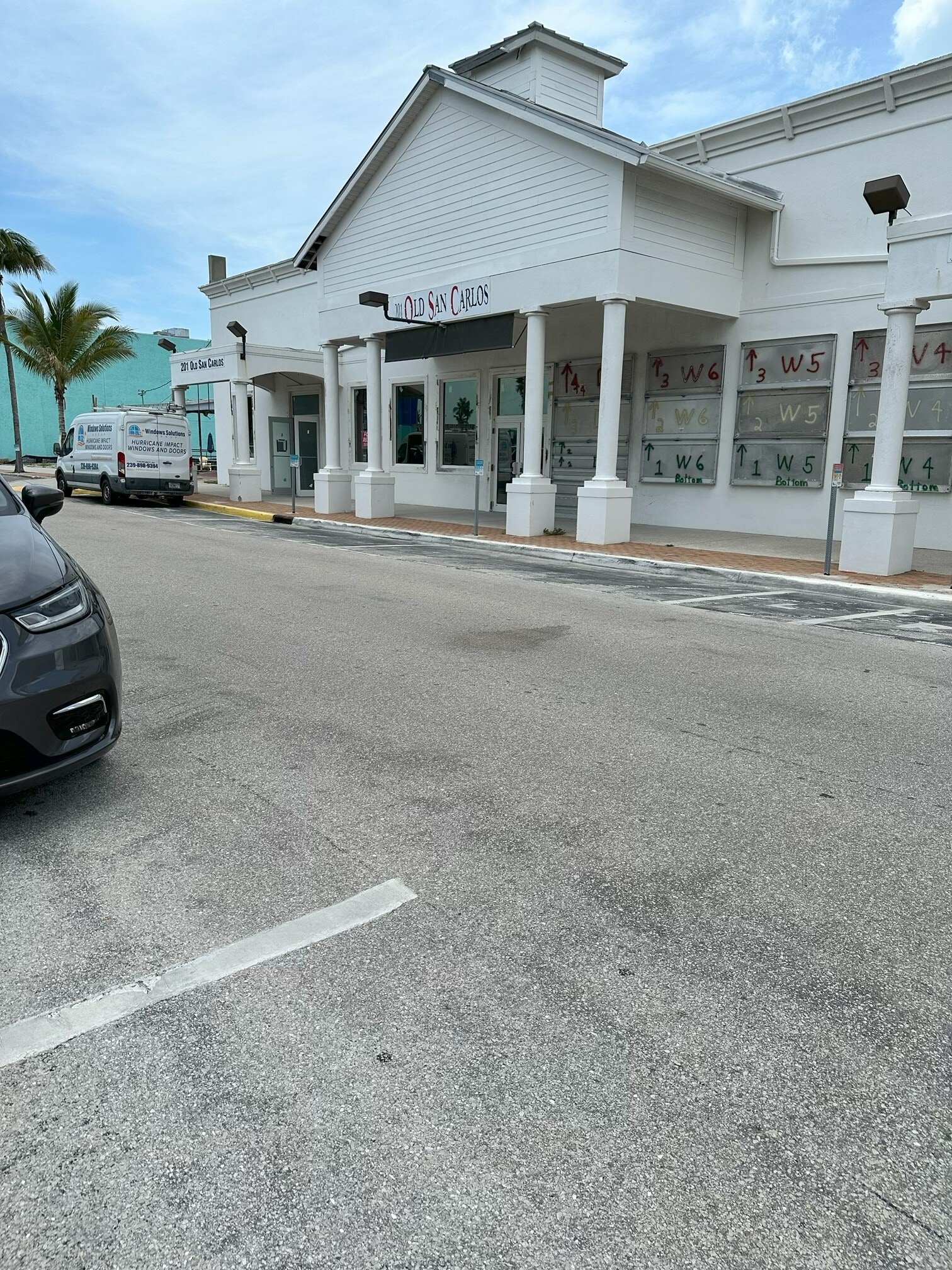 201 Old San Carlos Blvd, Fort Myers, FL for lease Building Photo- Image 1 of 7