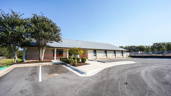 15913 Windermere Dr, Pflugerville TX - Day Care Centre