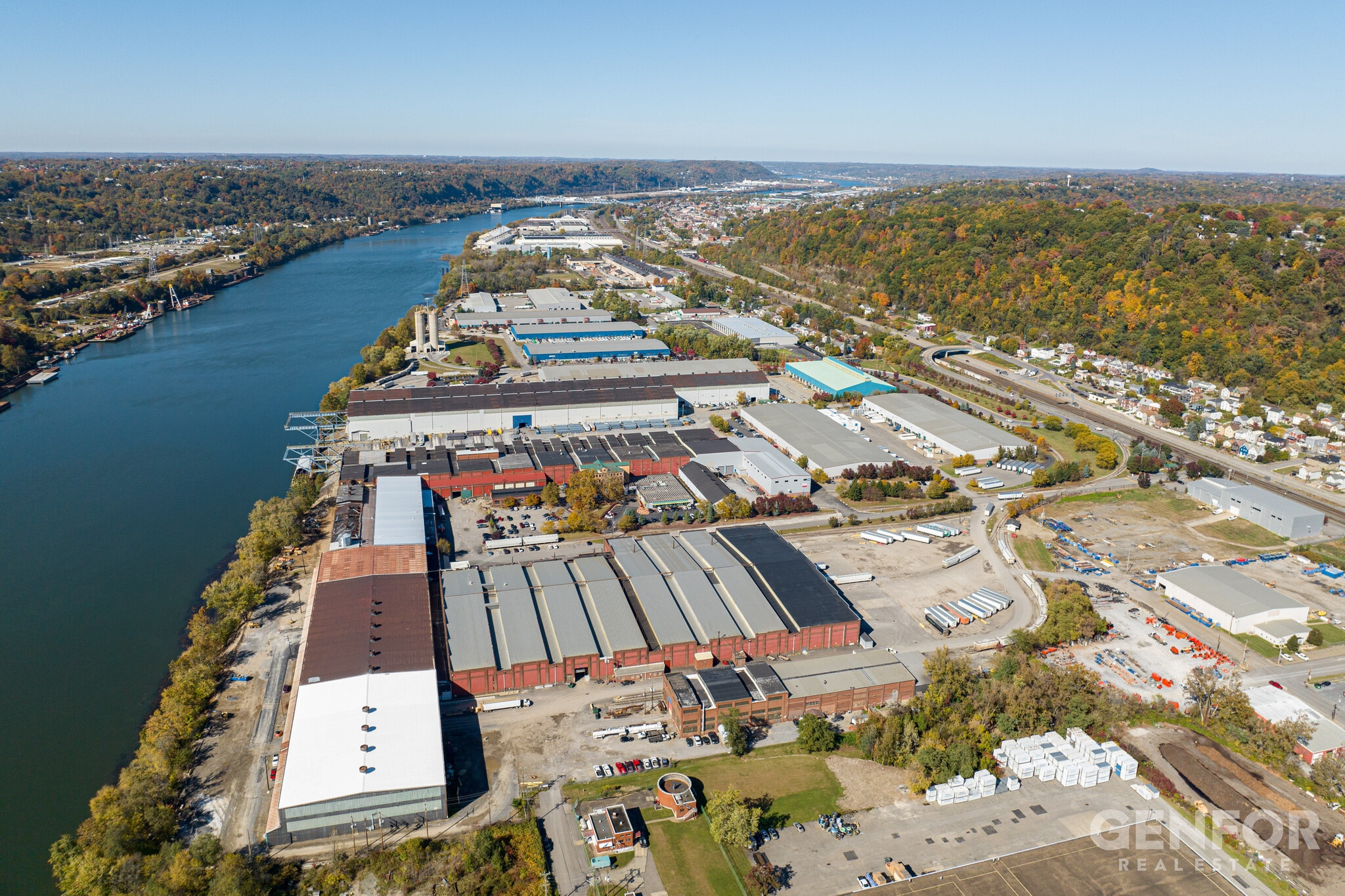 33 Leetsdale Industrial Dr, Leetsdale, PA for lease Aerial- Image 1 of 5