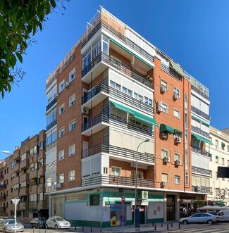 Plus de détails pour Calle de Víctor Andrés Belaúnde, 22, Madrid - Commerce de détail à louer