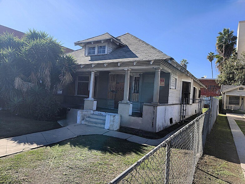 4313 S Flower St, Los Angeles, CA for sale - Primary Photo - Image 1 of 1