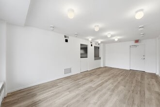 90 Prospect Ave, Hackensack, NJ à louer Photo intérieure- Image 2 de 49