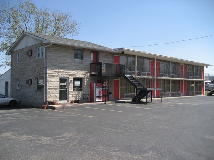 9238 US Highway 52, Brookville, IN à vendre - Photo principale - Image 1 de 1