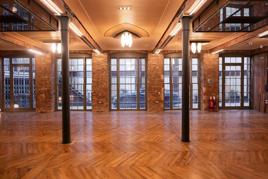 10a Belmont St, London for lease - Interior Photo - Image 2 of 8