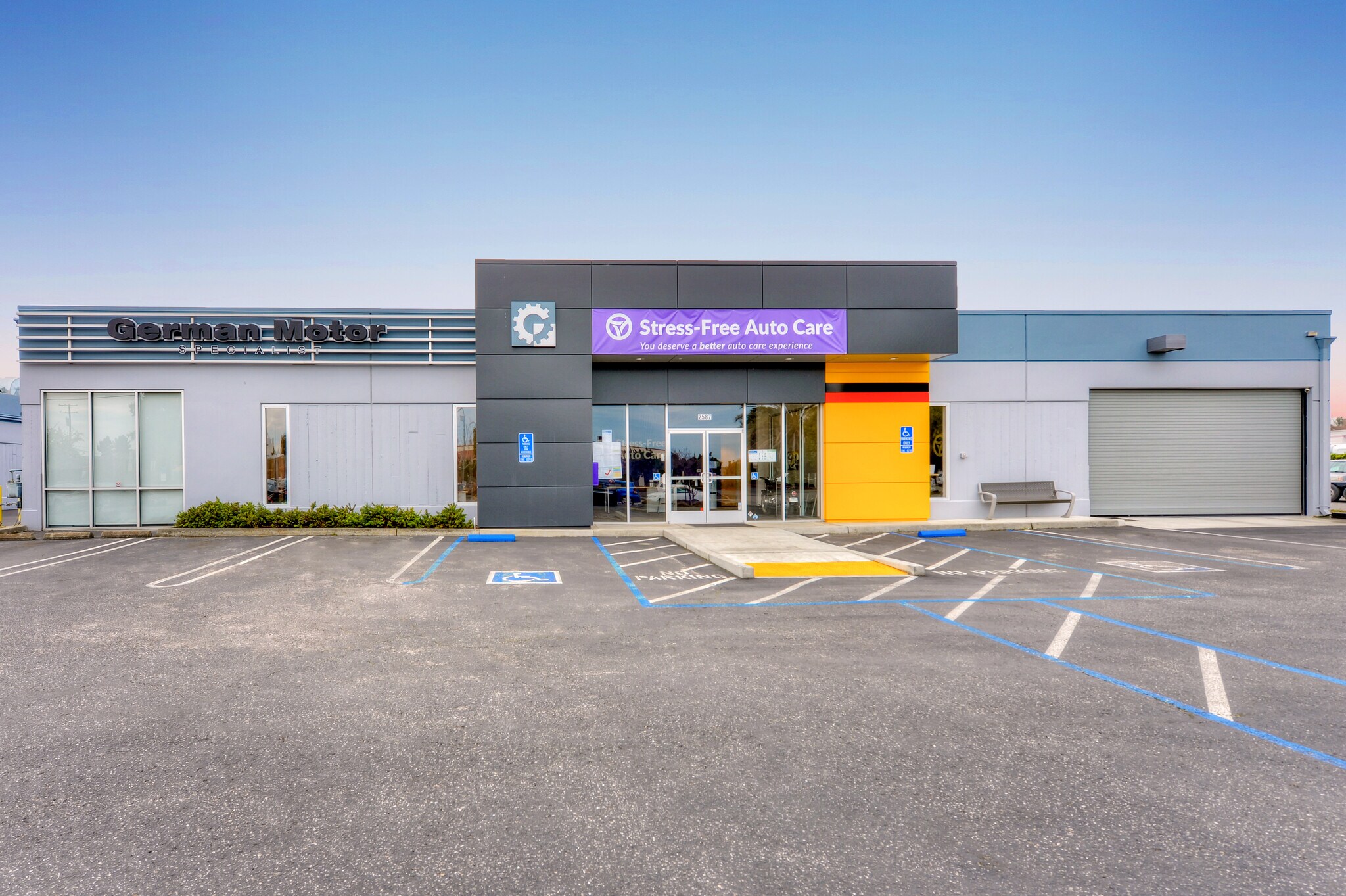 2587 Wyandotte St, Mountain View, CA à louer Photo principale- Image 1 de 2