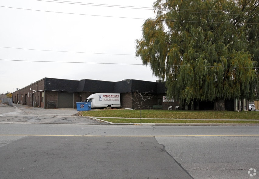 101 Oakdale Rd, Toronto, ON for lease - Building Photo - Image 2 of 3