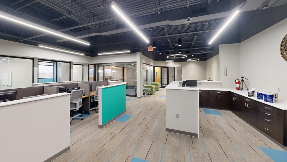 5001 US Highway 30 W, Fort Wayne, IN à louer - Photo intérieure - Image 3 de 22