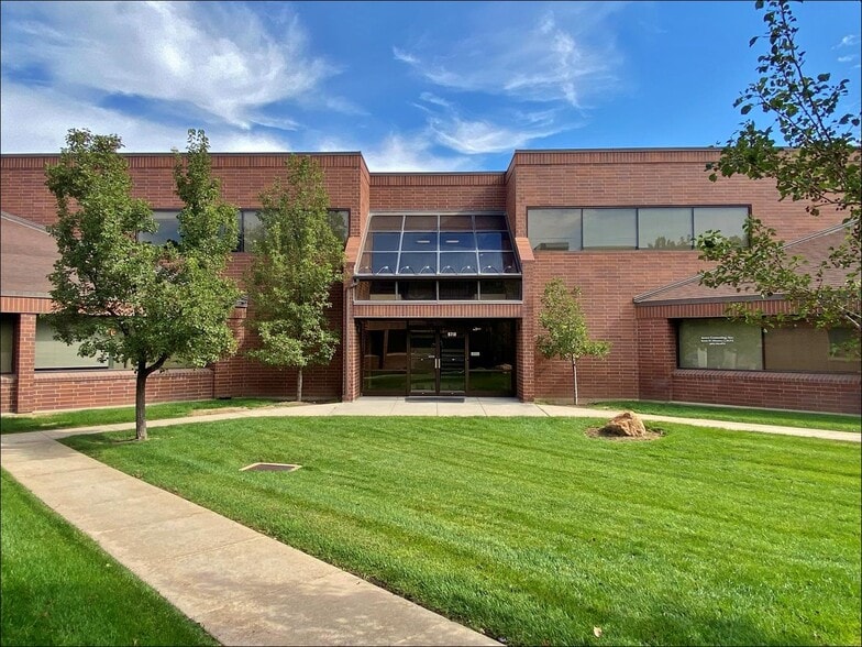 9710-9730 S 700 E, Sandy, UT for lease - Building Photo - Image 1 of 32