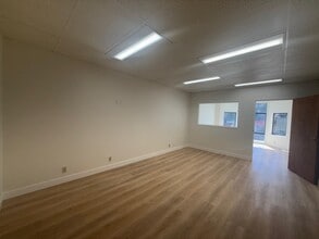 2578 Noriega St, San Francisco, CA for lease Interior Photo- Image 1 of 28