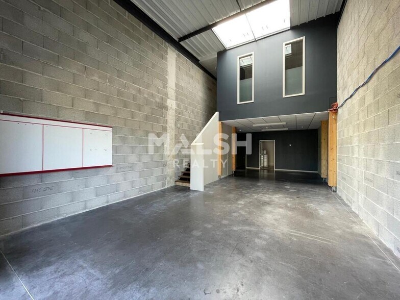4 Rue Du Carreau, Corbas for lease - Interior Photo - Image 2 of 6