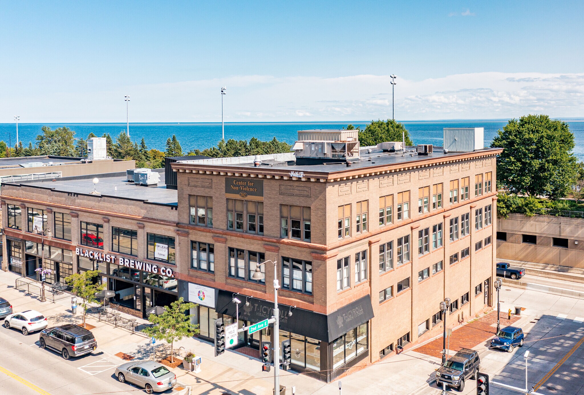202 E Superior St, Duluth, MN à vendre Photo du bâtiment- Image 1 de 51