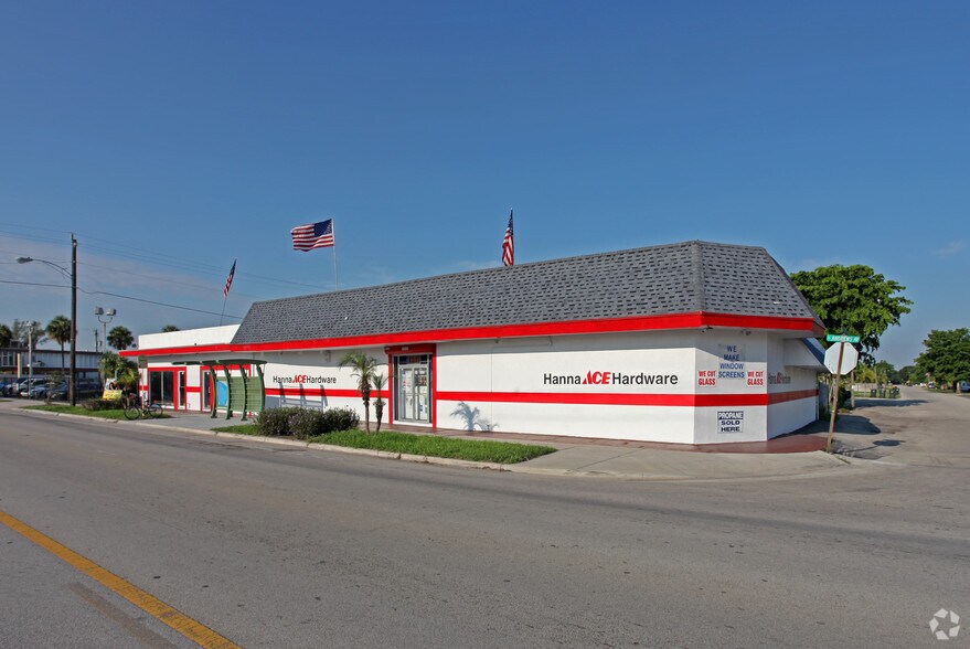 4343 N Andrews Ave, Oakland Park, FL à louer - Photo principale - Image 1 de 31