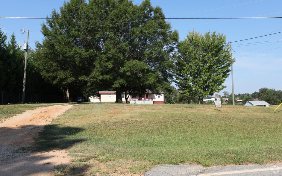 72 S Bethany Rd, Mcdonough, GA for sale - Primary Photo - Image 1 of 2