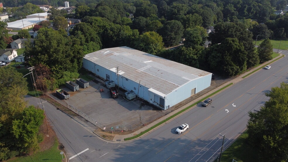 1202 Ozark ave, Gastonia, NC for lease - Building Photo - Image 2 of 9